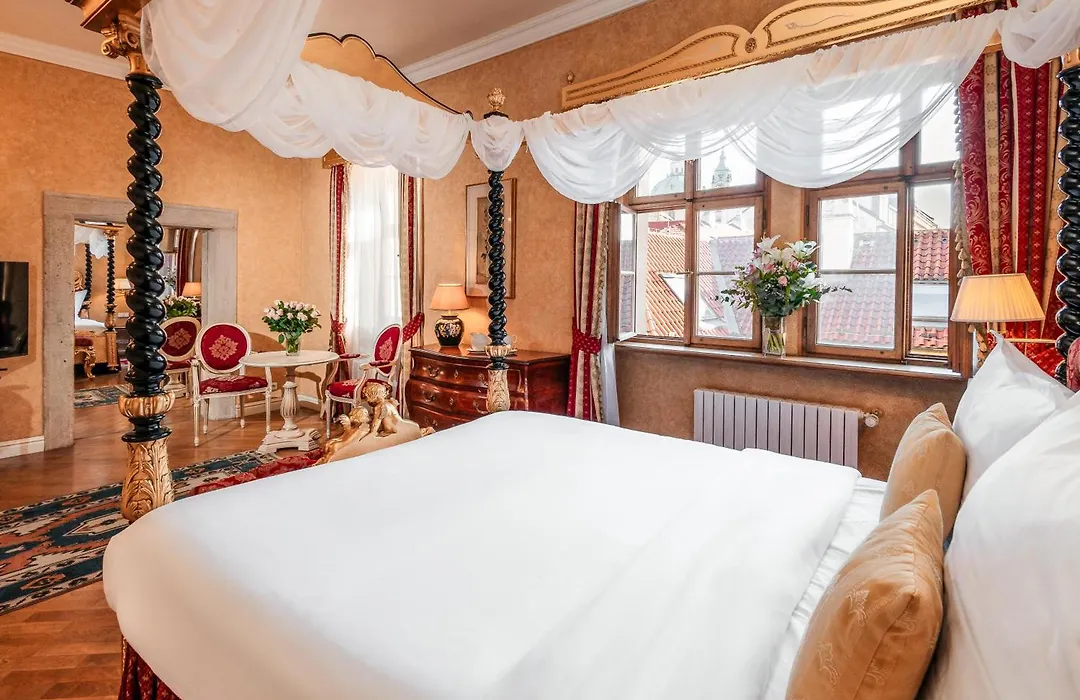 Alchymist Grand Hotel And Spa-1